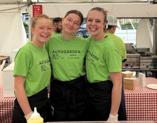 9893c516-3aea-4737-afcb-554b29e58504